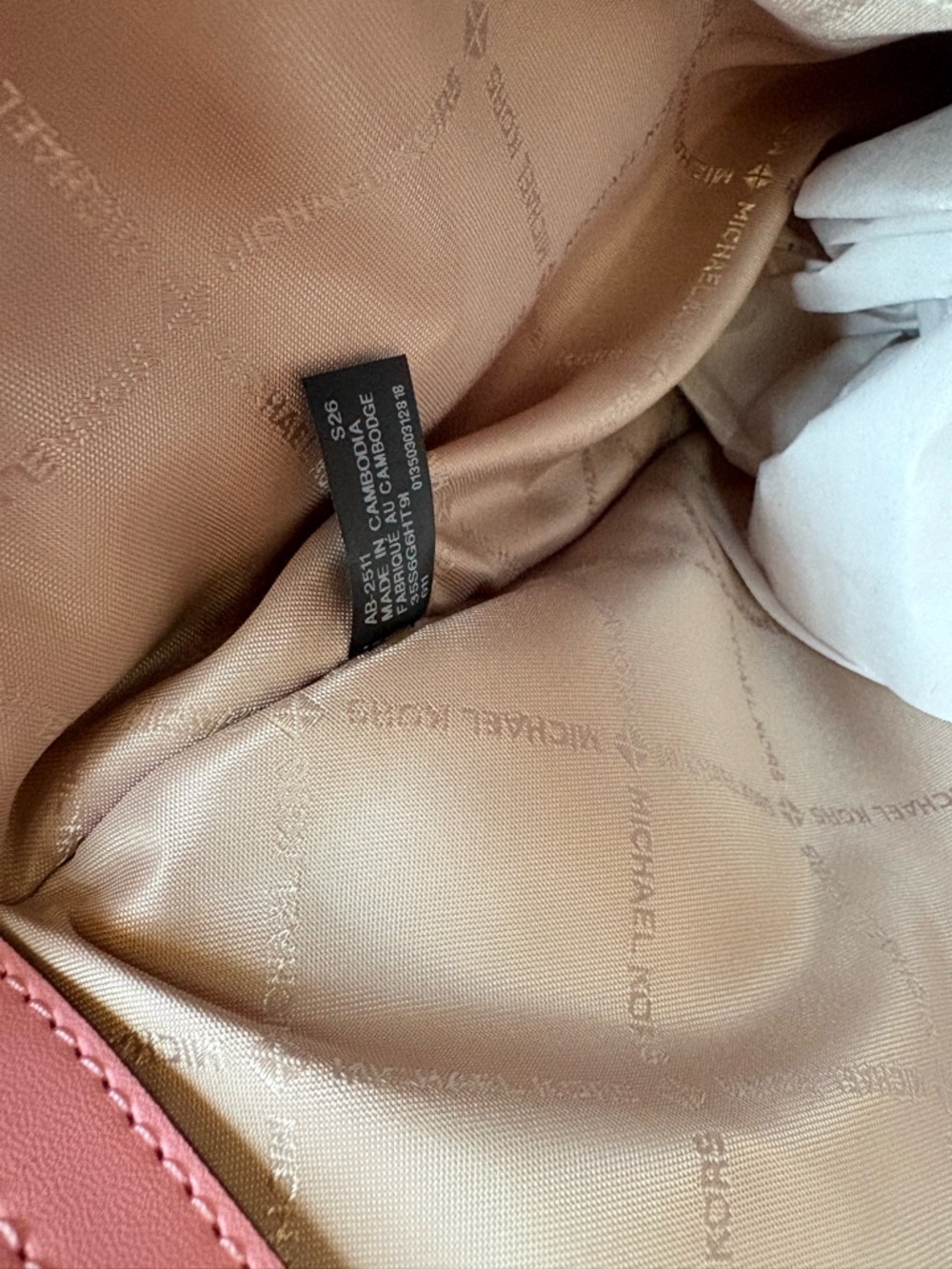 Michael Kors Pink Ombre Signature Tote with Wristlet - Picture 13 of 14